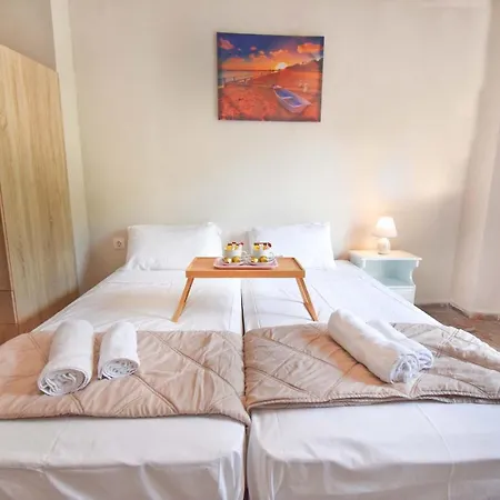 Mike's Apartamento Agios Gordios (Corfu)